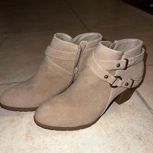 Women's Tan Ankle Boots